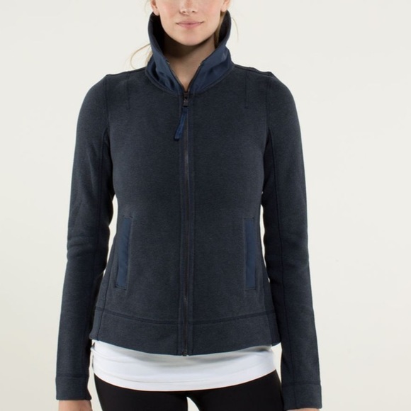 Lululemon En route jacket inkwell back zipper vent